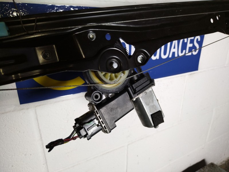 Recambio de elevalunas delantero derecho para fiat doblo active referencia OEM IAM    Recambio de elevalunas delantero derecho para fiat doblo active referencia OEM IAM