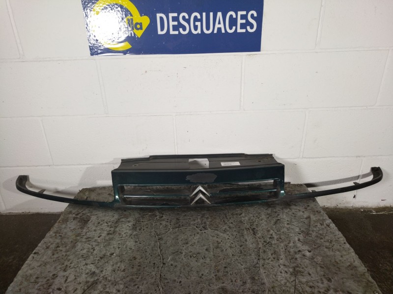 Recambio de rejilla delantera para citroen xantia berlina 2.1 td sx referencia OEM IAM   