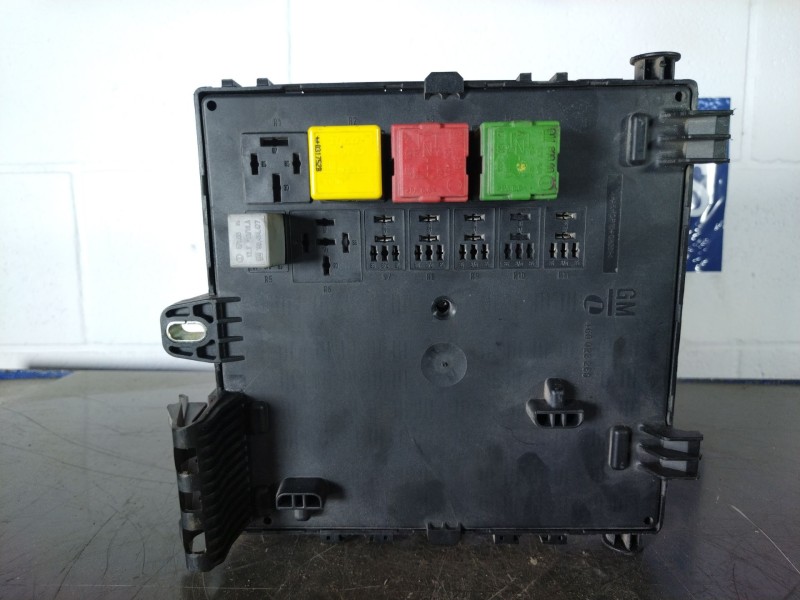 Recambio de caja reles fusibles para opel vectra c berlina 2.2 16v dti cat (y 22 dtr / l50) | 0.02 - 0.05 2.2 16v dti cat (y 22 