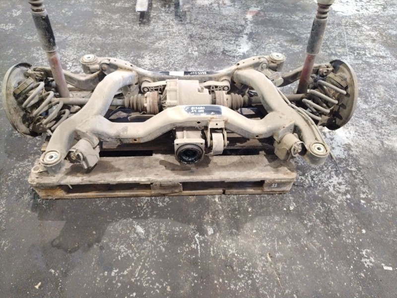 Recambio de puente trasero para audi a4 berlina (8e) 2.0 16v tfsi referencia OEM IAM   