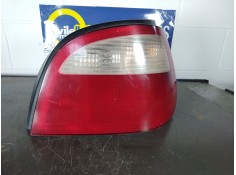 Recambio de piloto trasero derecho para renault megane i fase 2 berlina (ba0) 1.9 d rt | 0.99 - ... 1.9 d rt | 0.99 - ... refere