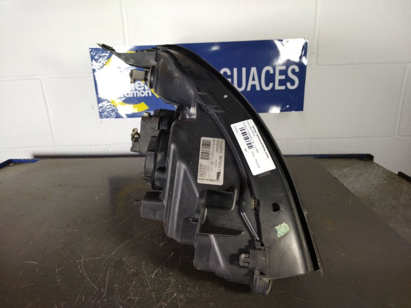 Recambio de faro izquierdo para renault scenic (ja..) referencia OEM IAM 7700432098 7701047604  Recambio de faro izquierdo para renault scenic (ja..) referencia OEM IAM 7700432098 7701047604
