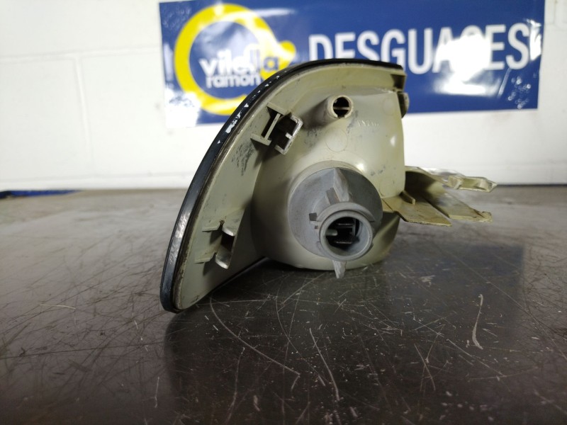 Recambio de piloto delantero izquierdo para audi a4 1.8 referencia OEM IAM   