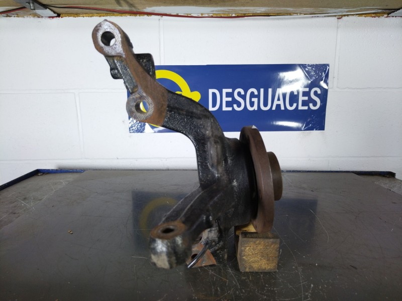 Recambio de mangueta delantera derecha para renault kangoo authentique referencia OEM IAM    Recambio de mangueta delantera derecha para renault kangoo authentique referencia OEM IAM