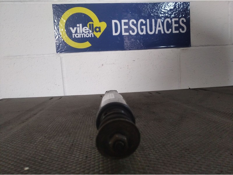 Recambio de amortiguador delantero derecho para nissan cabstar e110 | ... e110 | ... referencia OEM IAM    Recambio de amortiguador delantero derecho para nissan cabstar e110 | ... e110 | ... referencia OEM IAM