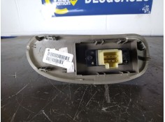 Recambio de mando elevalunas delantero derecho para chrysler voyager (rg) 2.5 crd cat referencia OEM IAM 746754675E   2