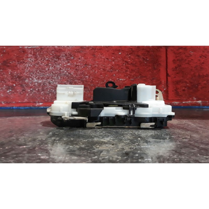 Recambio de cerra. puer. delantero derecha para citroen c5 berlina 2.0 hdi 90 sx/sx automático | 01.03 - ... 2.0 hdi 90 sx/sx au