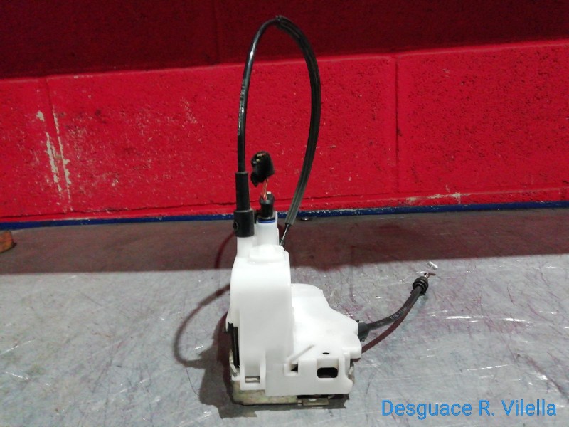 Recambio de cerra. puer. delantero izquierda para citroen c3 1.4 furio | 04.02 - 12.09 1.4 furio | 04.02 - 12.09 referencia OEM 
