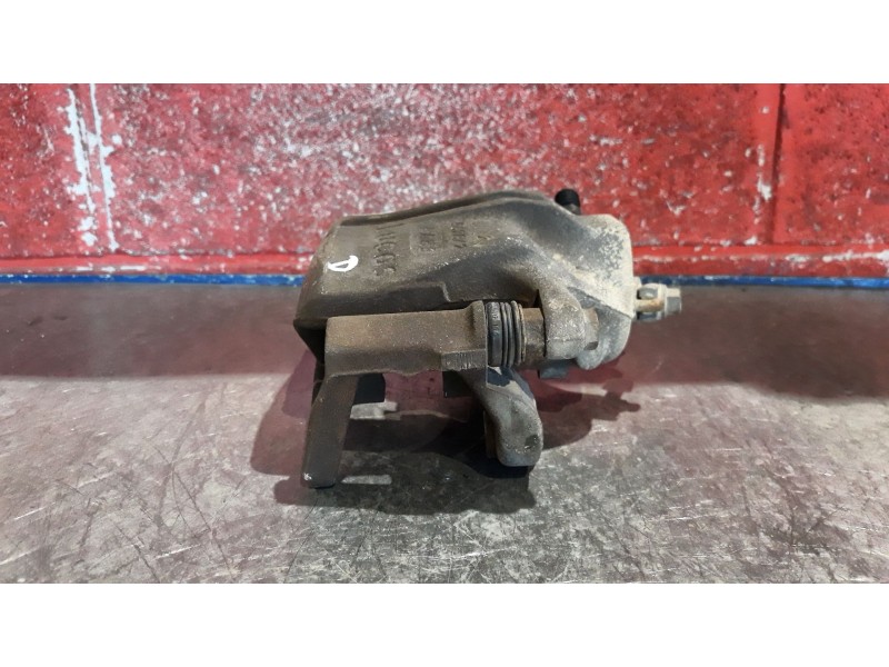 Recambio de pinza freno delan. derecha para volkswagen polo berlina (6n2) 1.4 | 0.99 - ... 1.4 | 0.99 - ... referencia OEM IAM  