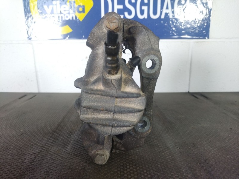 Recambio de pinza freno delantera derecha para peugeot partner referencia OEM IAM 0204Y01132  