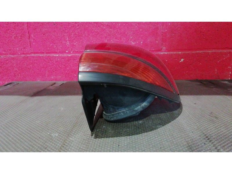 Recambio de piloto trasero izquierdo para renault laguna (b56) 1.9 dci (b56w) referencia OEM IAM   