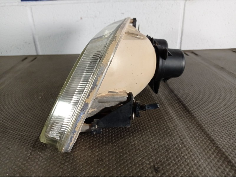 Recambio de faro derecho para citroen zx 1.9 d sensation referencia OEM IAM   