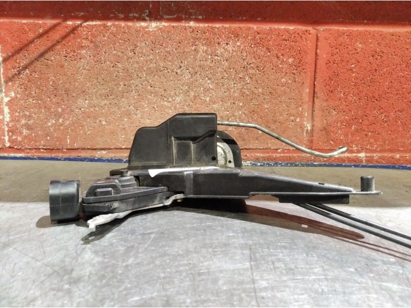 Recambio de cerradura puerta delantera derecha para toyota corolla verso (e12)  | 0.02 - 0.04  | 0.02 - 0.04 referencia OEM IAM 