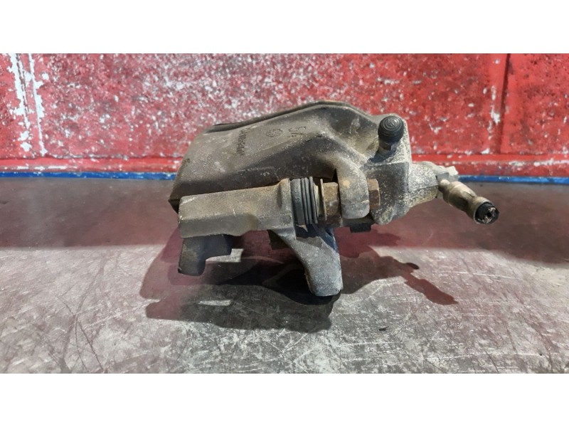 Recambio de pinza freno delan. izquierda para volkswagen polo berlina (6n2) 1.4 | 0.99 - ... 1.4 | 0.99 - ... referencia OEM IAM