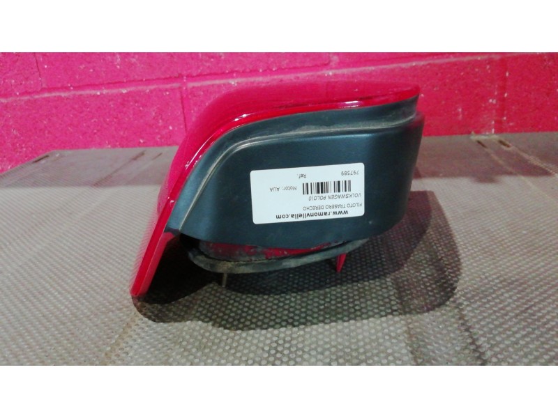 Recambio de piloto trasero derecho para volkswagen polo referencia OEM IAM   