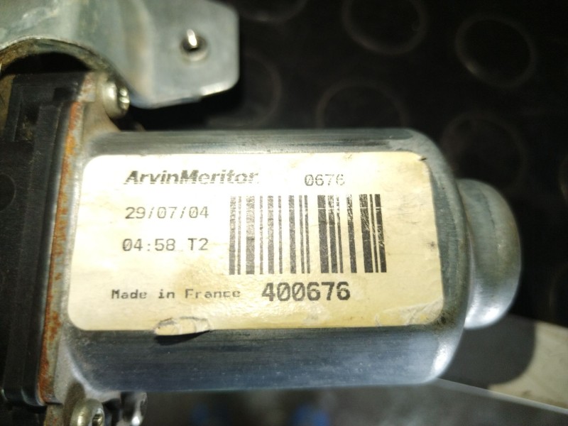 Recambio de elevalunas delantero derecho para rover r45 referencia OEM IAM    Recambio de elevalunas delantero derecho para rover r45 referencia OEM IAM