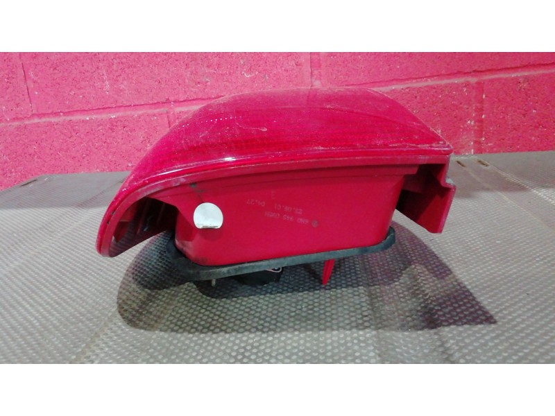 Recambio de piloto trasero izquierdo para volkswagen polo referencia OEM IAM   