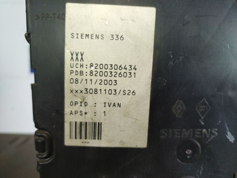 Recambio de caja reles fusibles para renault scenic ii 1.9 dci diesel referencia OEM IAM 8200306434  