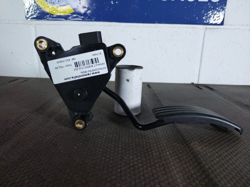 Recambio de potenciometro pedal para renault scenic ii 1.9 dci diesel referencia OEM IAM 820159645  