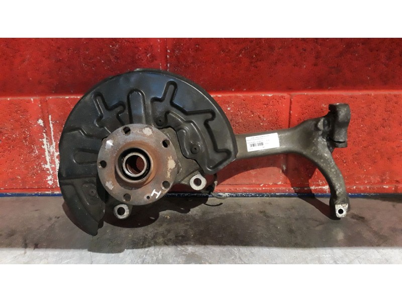 Recambio de mangueta delantera izquierda para audi a4 berlina (8e) 2.0 16v tfsi referencia OEM IAM   