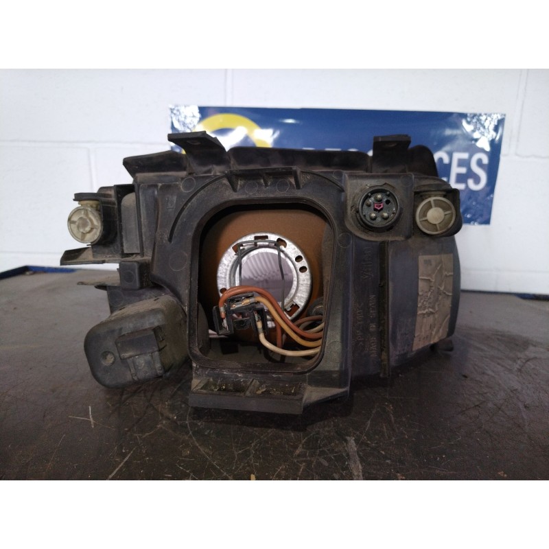 Recambio de faro izquierdo para audi a4 berlina (b5) 1.8 | 08.94 - 12.99 1.8 | 08.94 - 12.99 referencia OEM IAM   