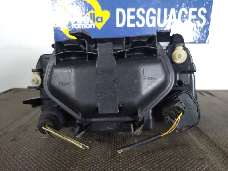 Recambio de faro izquierdo para audi a4 avant (b5) 1.9 tdi referencia OEM IAM   