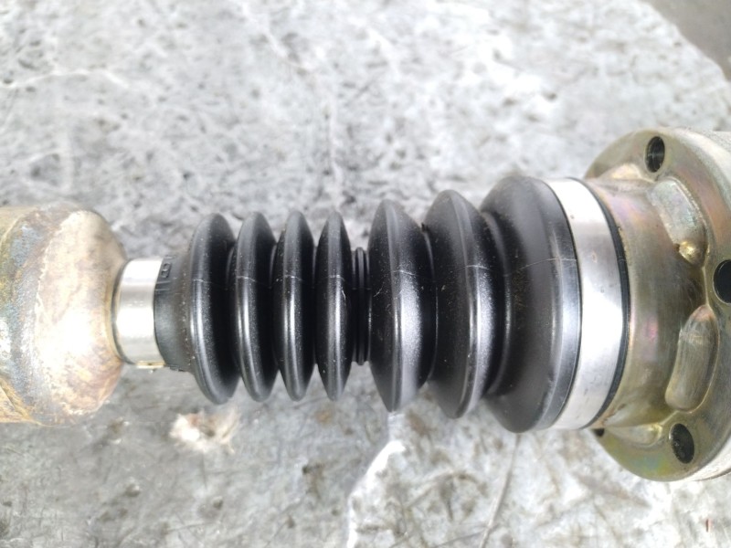 Recambio de cardan trasero para jeep gr.cherokee (wj/wg) 3.1 td cat referencia OEM IAM    Recambio de cardan trasero para jeep gr.cherokee (wj/wg) 3.1 td cat referencia OEM IAM