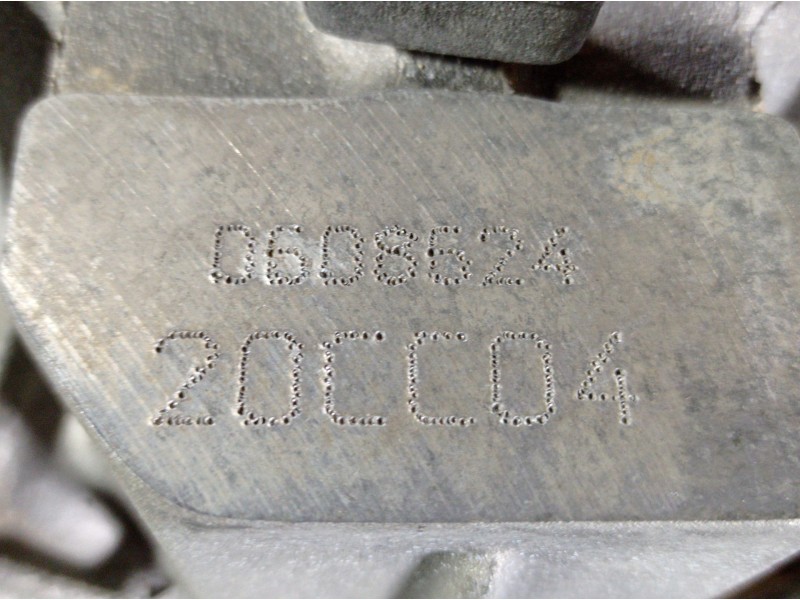 Recambio de caja cambios para citroen saxo 1.4 vsx referencia OEM IAM 20CC04  