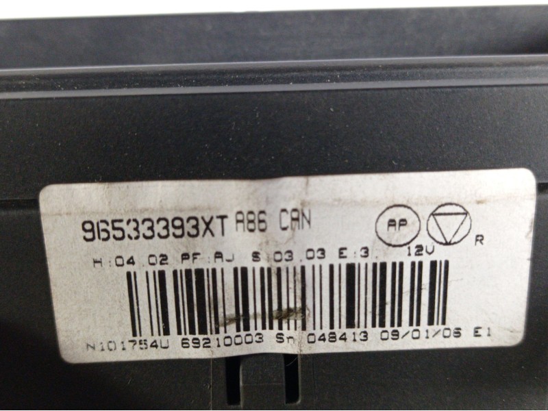 Recambio de mando climatizador para citroen c3 1.4 16v referencia OEM IAM 96533393XT  