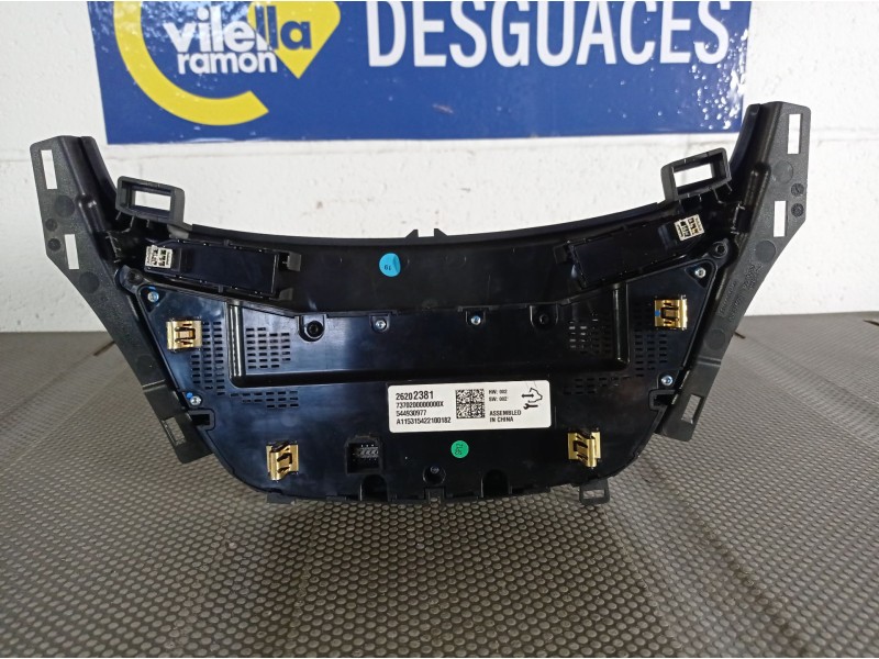 Recambio de mando climatizador para opel insignia berlina  | 0.08 - ...  | 0.08 - ... referencia OEM IAM 26202381  