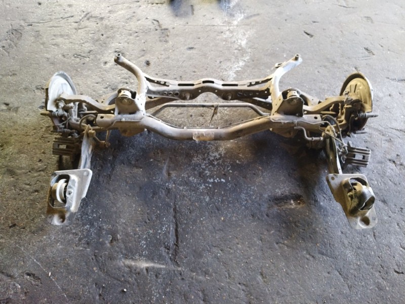 Recambio de puente trasero para seat altea (5p1) green | 06.06 - 12.09 green | 06.06 - 12.09 referencia OEM IAM   