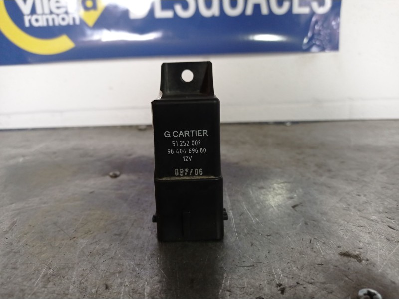 Recambio de caja precalentamiento para citroen c5 berlina 1.6 16v hdi fap referencia OEM IAM 9640469680  