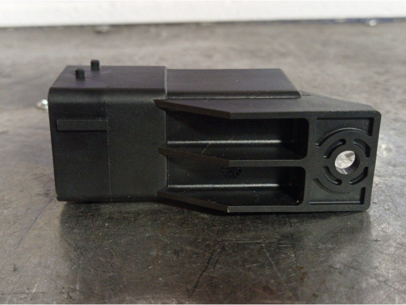 Recambio de caja precalentamiento para citroen c5 berlina 1.6 16v hdi fap referencia OEM IAM 9640469680  