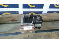 Recambio de caja reles / fusibles para volvo s 80 berlina 2.5 d | 05.98 - 12.00 s 80 berlina 2.5 d | 05.98 - 12.00 referencia OE