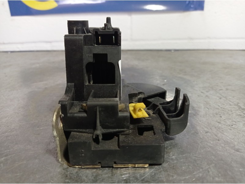 Recambio de cerradura puerta delantera izquierda para renault megane coupe rt 1.4 16v referencia OEM IAM   