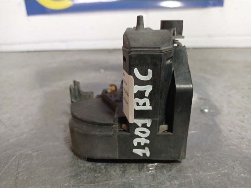 Recambio de cerradura puerta delantera izquierda para renault megane coupe rt 1.4 16v referencia OEM IAM   