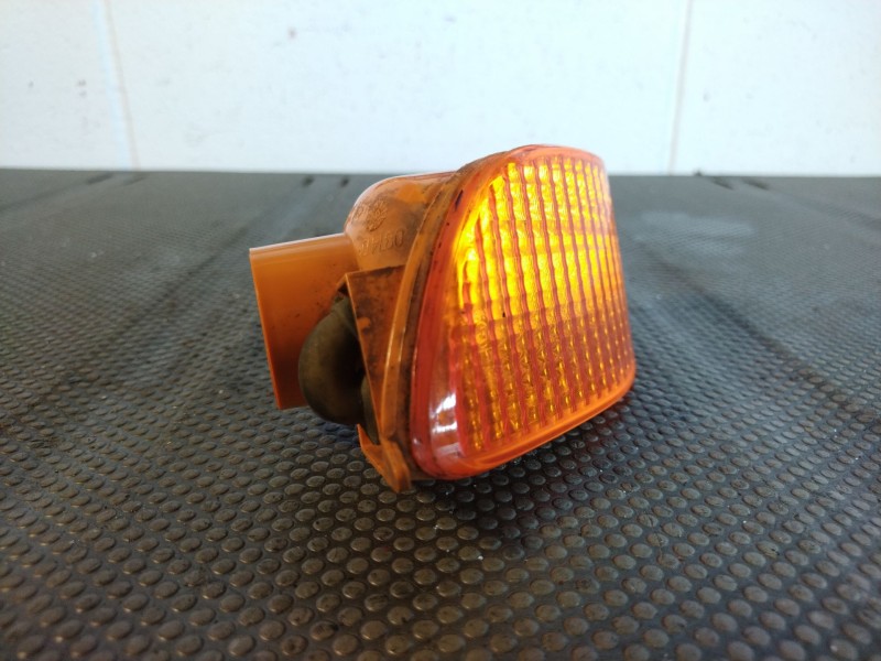 Recambio de piloto delantero izquierdo para ford focus 1.6 ghia referencia OEM IAM XS4X13369A  