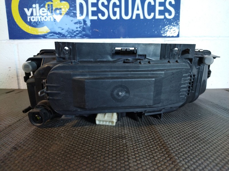 Recambio de faro izquierdo para citroen xantia 1.9d x referencia OEM IAM   
