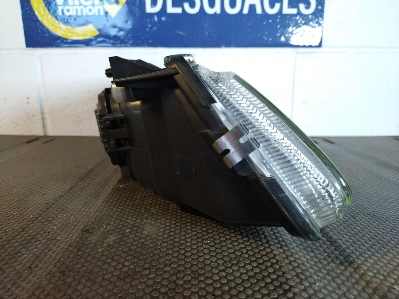 Recambio de faro izquierdo para citroen xantia 1.9d x referencia OEM IAM   