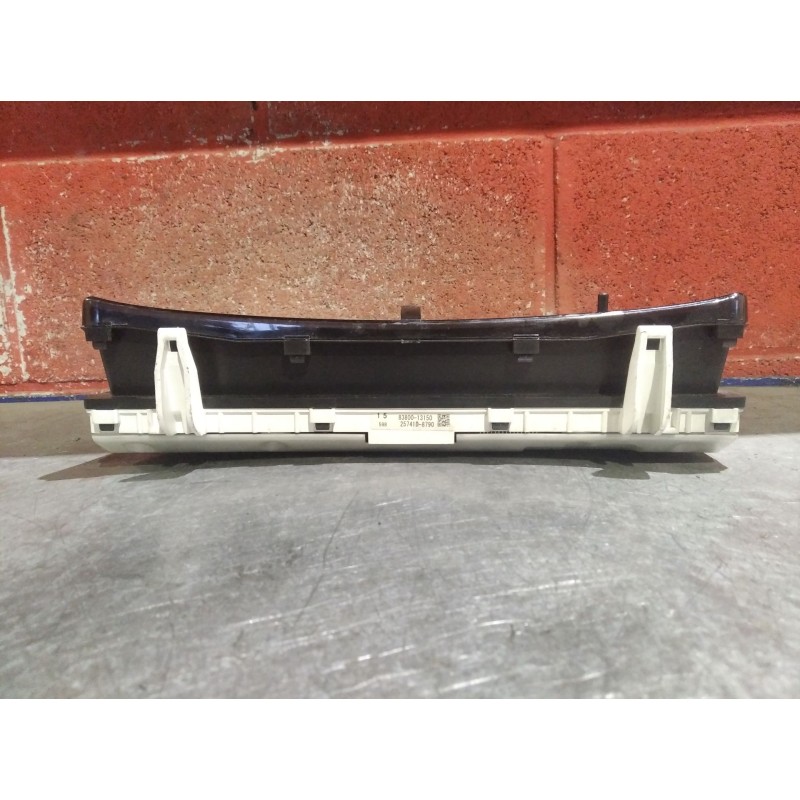 Recambio de cuadro instrumentos para toyota corolla verso (e12)  | 0.02 - 0.04  | 0.02 - 0.04 referencia OEM IAM 8380013150 2574