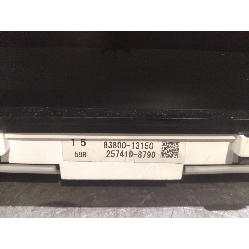 Recambio de cuadro instrumentos para toyota corolla verso (e12)  | 0.02 - 0.04  | 0.02 - 0.04 referencia OEM IAM 8380013150 2574