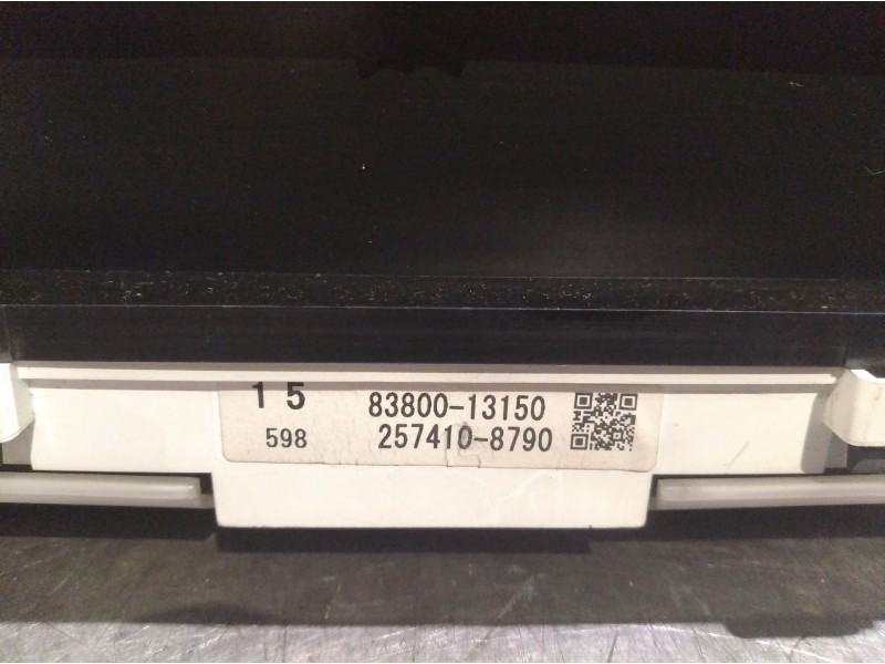Recambio de cuadro instrumentos para toyota corolla verso (e12)  | 0.02 - 0.04  | 0.02 - 0.04 referencia OEM IAM 8380013150 2574