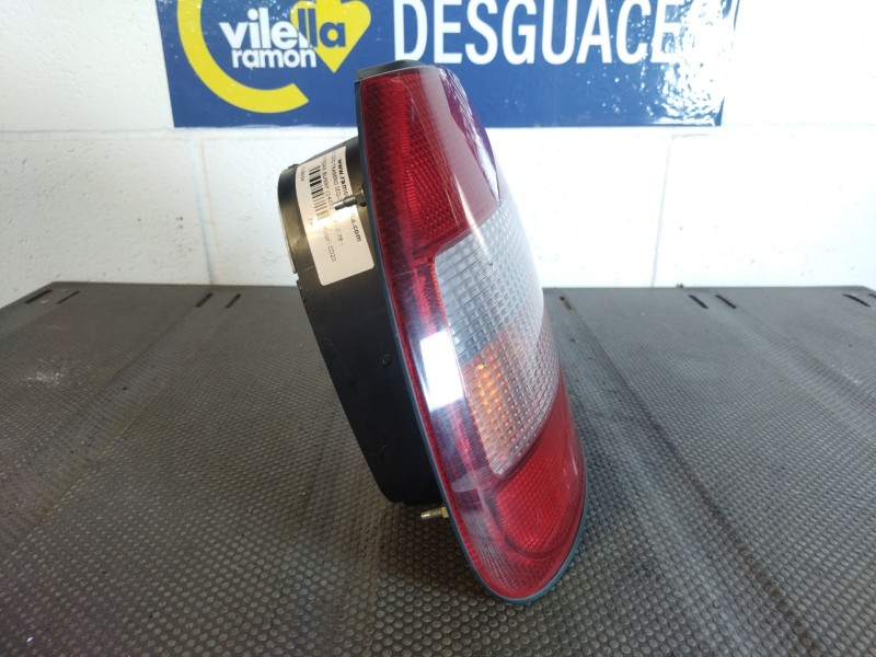 Recambio de piloto trasero izquierdo para nissan sunny (140y)  | 0.78 - ...  | 0.78 - ... referencia OEM IAM   