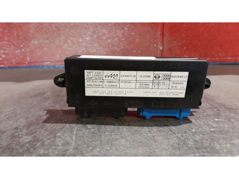 Recambio de modulo electronico para renault laguna (b56) 1.9 dci (b56w) referencia OEM IAM 7700421261B   Recambio de modulo electronico para renault laguna (b56) 1.9 dci (b56w) referencia OEM IAM 7700421261B