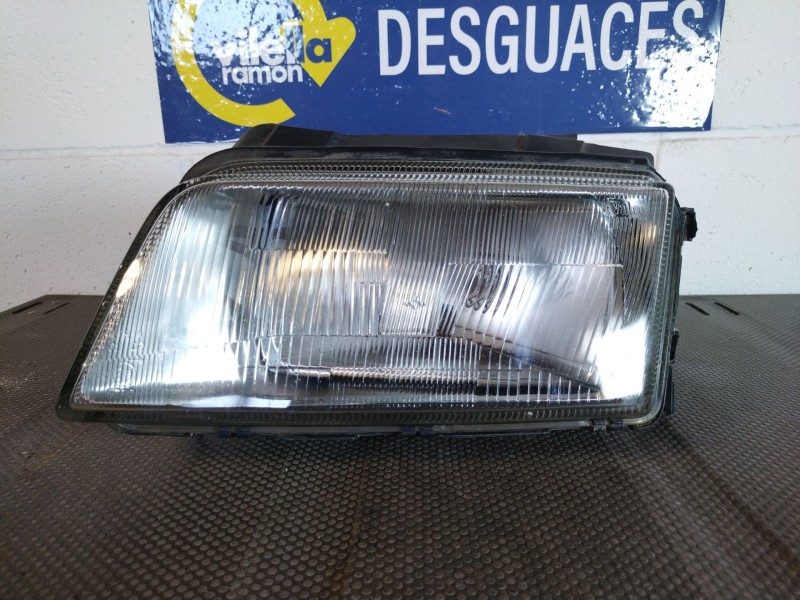 Recambio de faro izquierdo para audi a4 berlina (b5) referencia OEM IAM    Recambio de faro izquierdo para audi a4 berlina (b5) referencia OEM IAM
