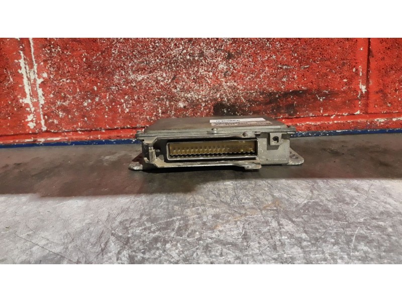 Recambio de centralita motor uce para peugeot 106 (s1) 1.1 | 0.91 - ... 1.1 | 0.91 - ... referencia OEM IAM 0261204788 963152878