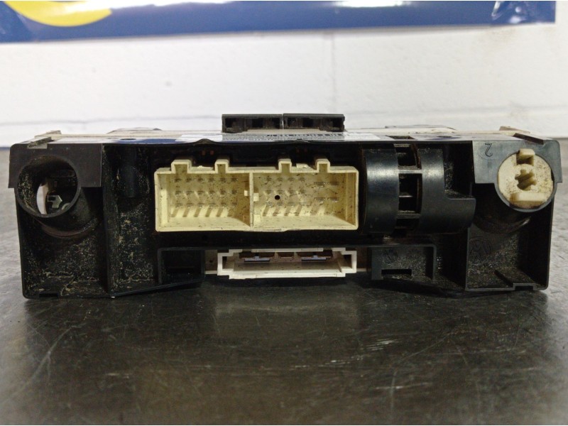 Recambio de mando calefaccion aire acondicionado para volkswagen polo (9n1) 1.4 tdi referencia OEM IAM 6Q0820045E 901511880005  Recambio de mando calefaccion aire acondicionado para volkswagen polo (9n1) 1.4 tdi referencia OEM IAM 6Q0820045E 901511880005