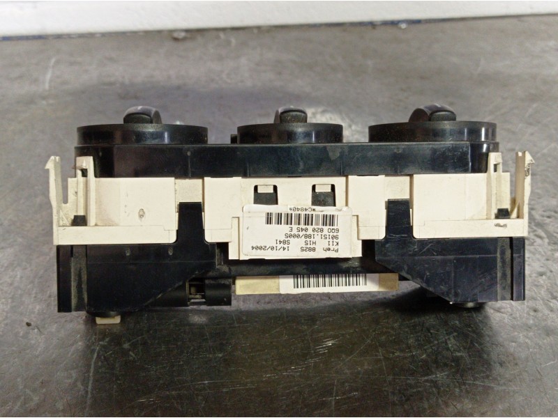 Recambio de mando calefaccion aire acondicionado para volkswagen polo (9n1) 1.4 tdi referencia OEM IAM 6Q0820045E 901511880005  Recambio de mando calefaccion aire acondicionado para volkswagen polo (9n1) 1.4 tdi referencia OEM IAM 6Q0820045E 901511880005