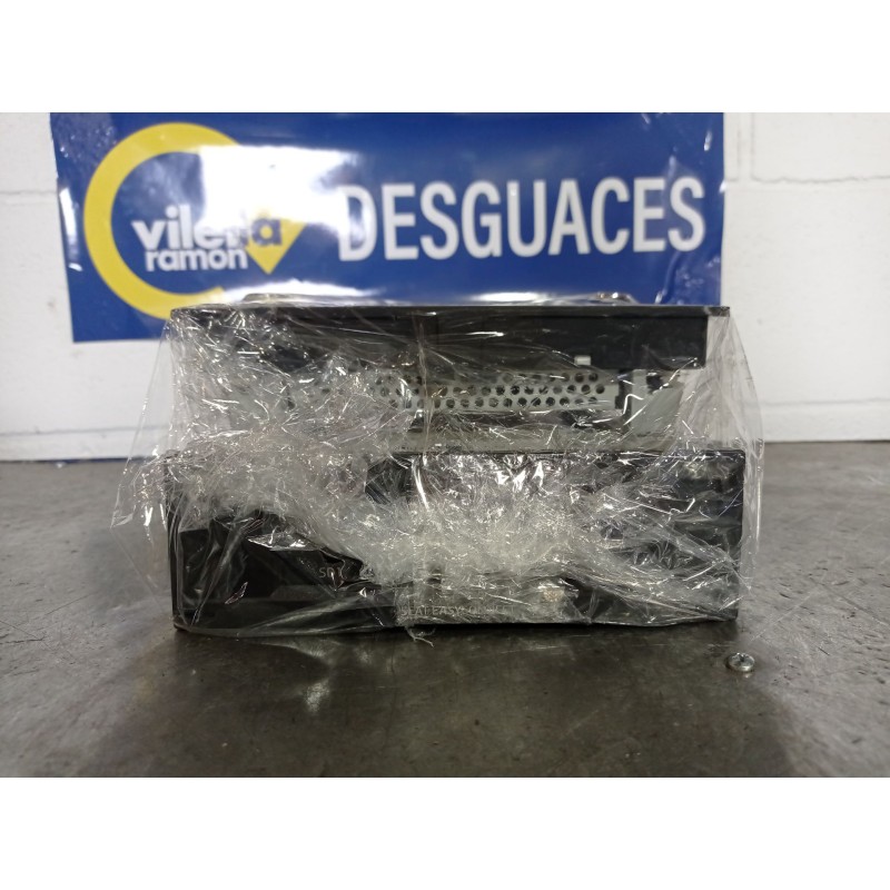 Recambio de sistema navegacion gps para seat leon (5f1)(09.2012)  | 0.12 - ... (09.2012)  | 0.12 - ... referencia OEM IAM 5F0035