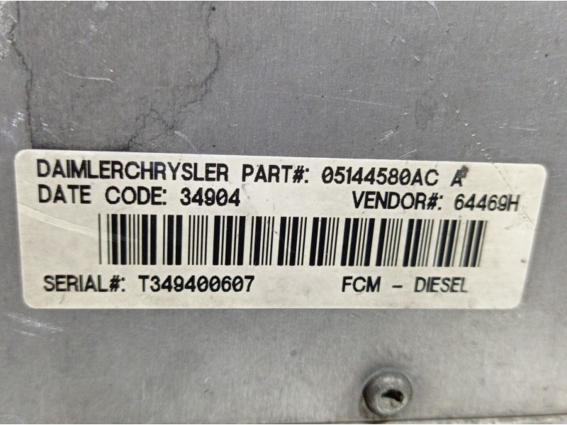 Recambio de caja reles fusibles para chrysler voyager (rg) 2.5 crd cat referencia OEM IAM 05144508AC   Recambio de caja reles fusibles para chrysler voyager (rg) 2.5 crd cat referencia OEM IAM 05144508AC